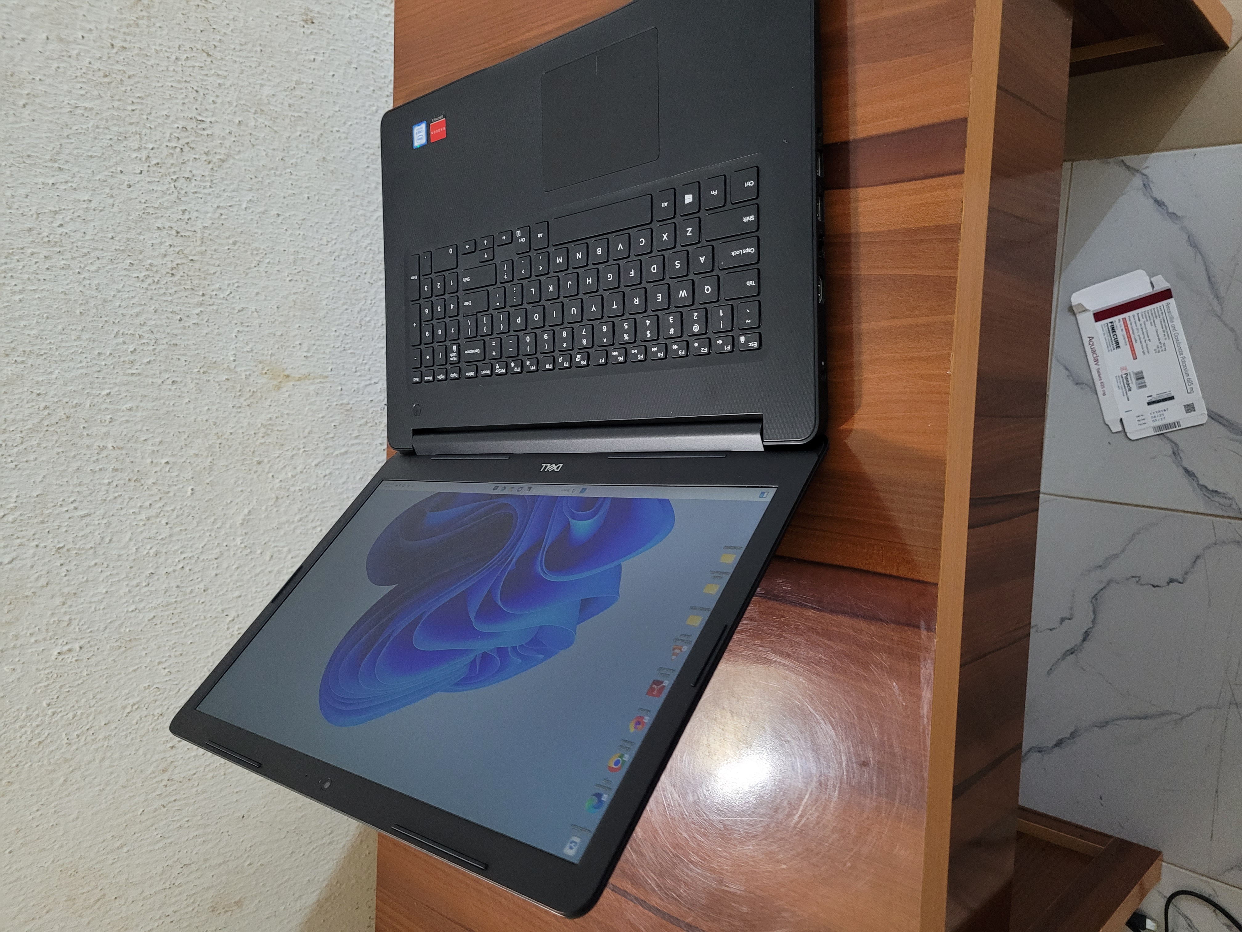Dell Latitude E3780 Core i5 8th Gen Laptop | 8GB RAM | 128GB SSD | 2GB Graphics | 17-Inch Display