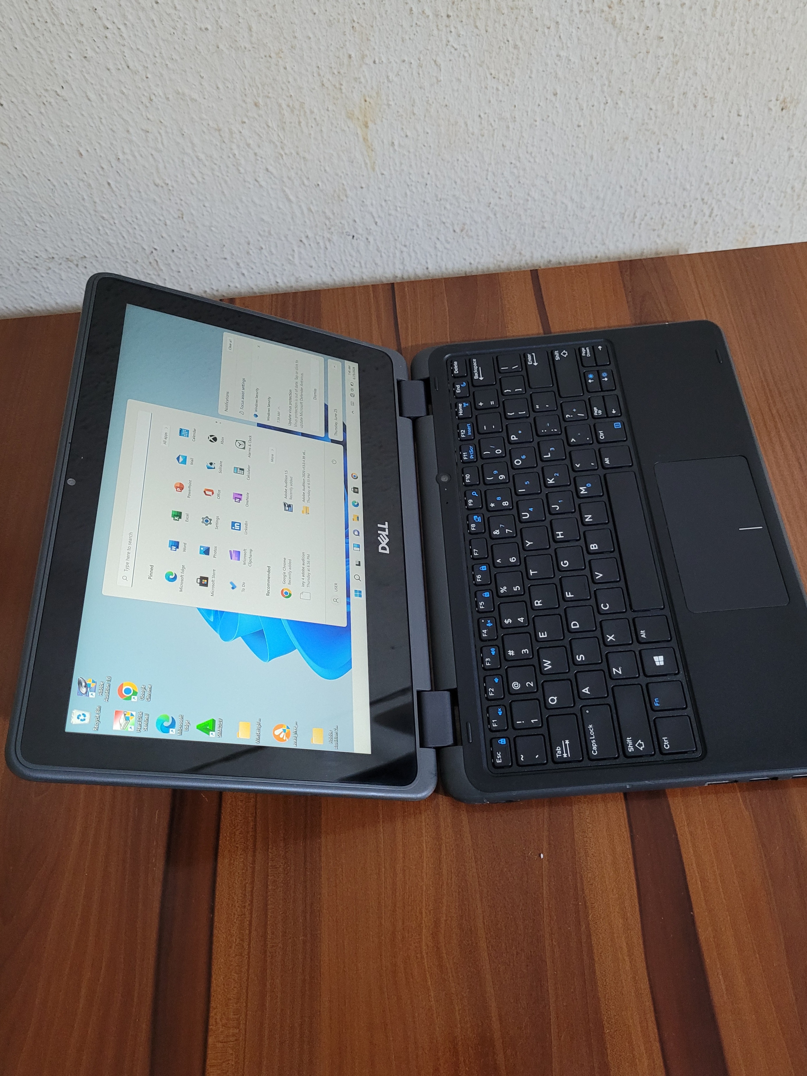 Dell Latitude 3190 2-in-1 X360 Convertible Touchscreen | Intel Pentium Silver | 4GB RAM | 128GB SSD