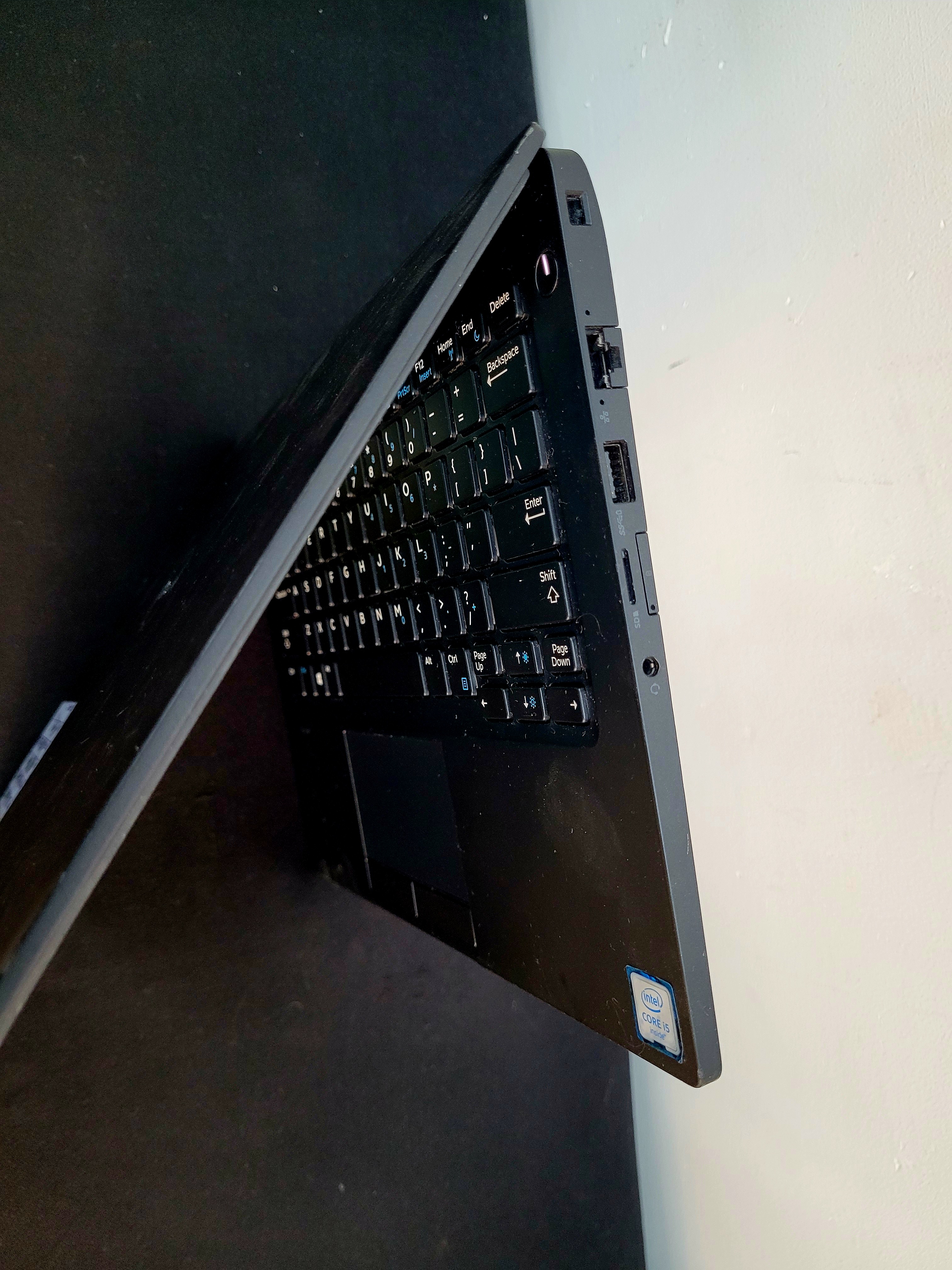 Dell Latitude 7280 | Intel Core i5 6th Gen | 8GB RAM | 256GB SSD